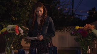 Paola Berlanga - Refugio (2019) actress a topless scene from the movie