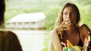 Allison Williams, Pearl Mackie - Horizon Line (2020) celebs sexy video