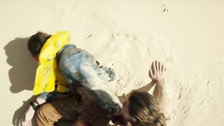 Allison Williams, Pearl Mackie - Horizon Line (2020) celebs sexy video