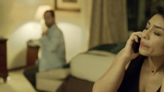 Adriana Paz - Perdida s01e01 (2020) celebs booby video