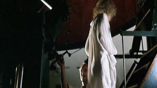 Amaliya Mordvinova, Nutsa Kukhianidze - 27 Missing Kisses (2000) celeb nude scene from the movie