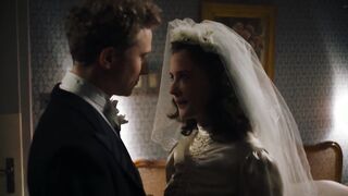 Annina Walt - Frieden s01e01e03e04e06 (2020) celeb sexy video