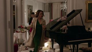 Carlson Young - Emily in Paris s01e07 (2020) actress boobs scene