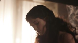 Charlotte Hope â The Spanish Princess s02e05 (2020) actress a topless scene from the movie