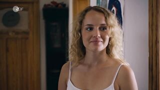 Luise von Finckh - Blutige Anfanger (2020) celebs nude scene