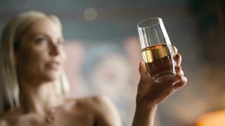 Valentina Pahde - SUNNY - Wer bist Du wirklich s01e13 (2020) actress A sexy scene