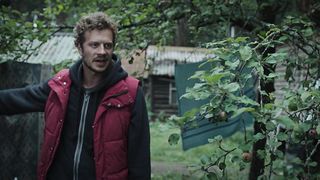 Veronika Moxireva - Topi s01e03 (2021) celebrity boobs scene