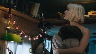 Alli Neumann - Christmas Crossfire (Wir konnen nicht anders) (2020) celeb naked boobs