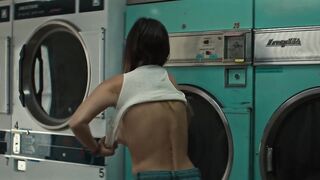 Bella Thorne - Girl (2020) actress booby video