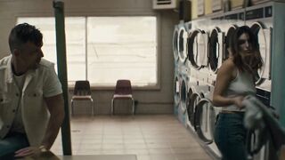 Bella Thorne - Girl (2020) actress booby video