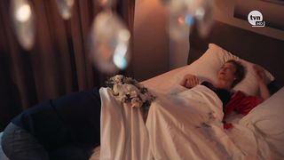 Gabriela Muskala, Karolina Gruszka, Aleksandra Adamska - Krolestwo kobiet s01e01-02 (2020) actress hot video scene