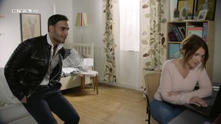 Iris Mareike Steen, Ulrike Frank - GZSZ e7152 (2020) celebrity boobs scene