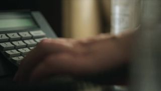 Kaley Cuoco - The Flight Attendant s01e01 (2020) celebrity boobs scene