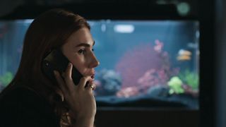 Kaley Cuoco - The Flight Attendant s01e01 (2020) celebrity boobs scene