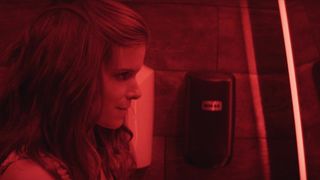 Kate Mara, Camila Perez - A Teacher s01e04 (2020) actress booby video