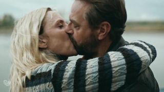 Ruth Becquart - Undercover s02e07 (2020) celebs nude boobs scene