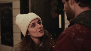 Seyneb Saleh - UberWeihnachten s01e02 (2020) celeb nude boobs scene