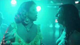 Daniela Santiago, Jedet, Sophia Lamar, Lara Martorell - Veneno s01e04 (2020) actress hot scene