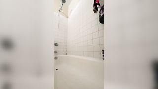 Real Hidden Cam. Real Boobs. Real Amateur Girl