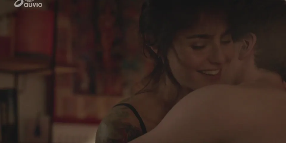 Marion Seclins sexy – Clem s10e04 (2020)