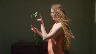 Sara Cath nude - Two lips (2020)