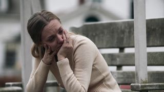 Amanda Seyfried, Natalia Dyer â Things Heard & Seen (2021) Celebs Nude Scene