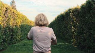 Eleanore Pienta hot explicit nudity scene - Plaisir (2021)