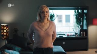 Laura Tonke nackte - Letzte Spur Berlin (2021) nude & sex scene