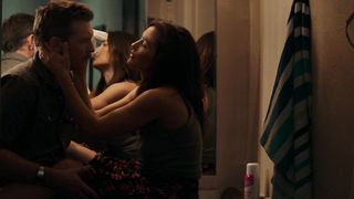 Minka Kelly, AnnaSophia Robb nude – Lansky (2021) Hot and naked actress scene