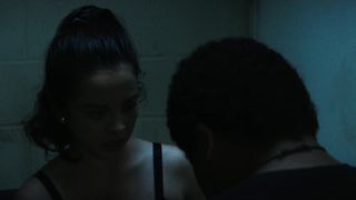 Olivia Scott Welch, Kiana Madeira, Julia Rehwald sexy - Fear Street Part 1 1994 (2021)