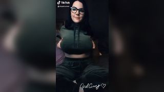 Clothed Busty Girl for TikTok