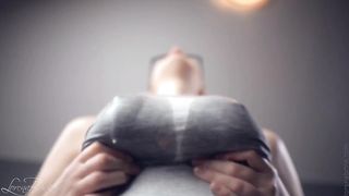 Lactation of a titty girl in her clothes. Watch the video to the end!