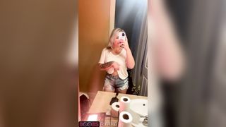 TikTok Hot Challenge - Leslie Kay