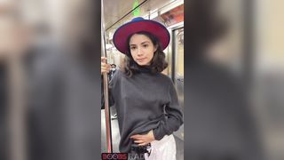 In the subway, a girl showed topless for Tiktok