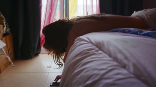 Adele Exarchopoulos nude scene - Rien a foutre (2021)