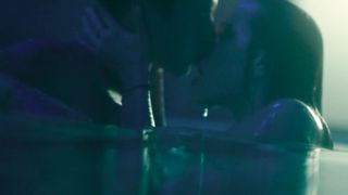 Bella Thorne  sexy - Time Is Up (2021)