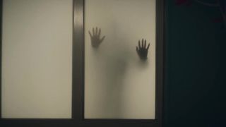 Eva Danino nude - Friendzone (2021)