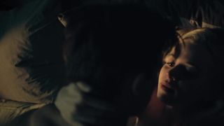 Luna Wedler naked - Je suis Karl (2021) Hot sex movie scene