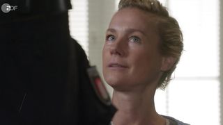 Rhea Harder-Vennewald nude sex scene - Notruf Hafenkante s16e01 (2021)