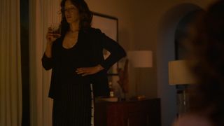 Jennifer Beals, Sepideh Moafi - The L Word Generation Q s02e02 (2021) show topless video
