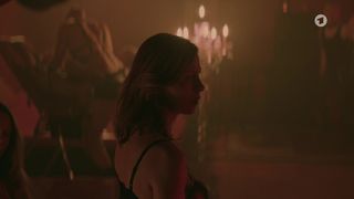 Jule Bowe, Laura-Sophie Warachewicz, Milena Kaltenbach - Tatort e1178 (2021) show naked episode