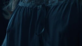 Missi Pyle, Amber Tamblyn sexy and dressed sex video - Y The Last Man s01e01e10 (2021)