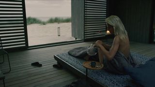 Linda Lapinsh, Viktoriya Agalakova sexy - Kosa s01e10 (2021) Russian show adult film episodes