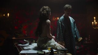 Lola Dubus topless - TN 1-3(2021) nude video