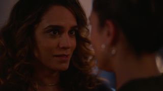 Katherine Moennig, Jacqueline Toboni - The L Word Generation Q s02e09 (2021) show Tv sexy cut scene