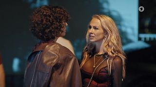 Jenny Meyer hot - Der Kroatien-Krimi s05e01 (2021) show TV