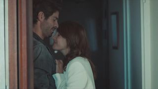 Julie De Bona, Kim Higelin nude - Plan B s01e01-04 (2021) show series