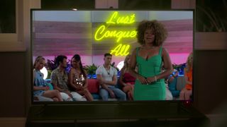 Georgia Gagen hot - Ted Lasso s02e01 (2021) show film video