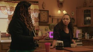 Jaylen Barron, April Absynth, Jasmine Cephas Jone hot - Blindspotting s01e05 (2021) show video