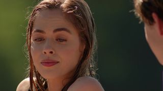 Alexandra Breckenridge, Sarah Dugdale hot - Virgin River s03e01 (2021)